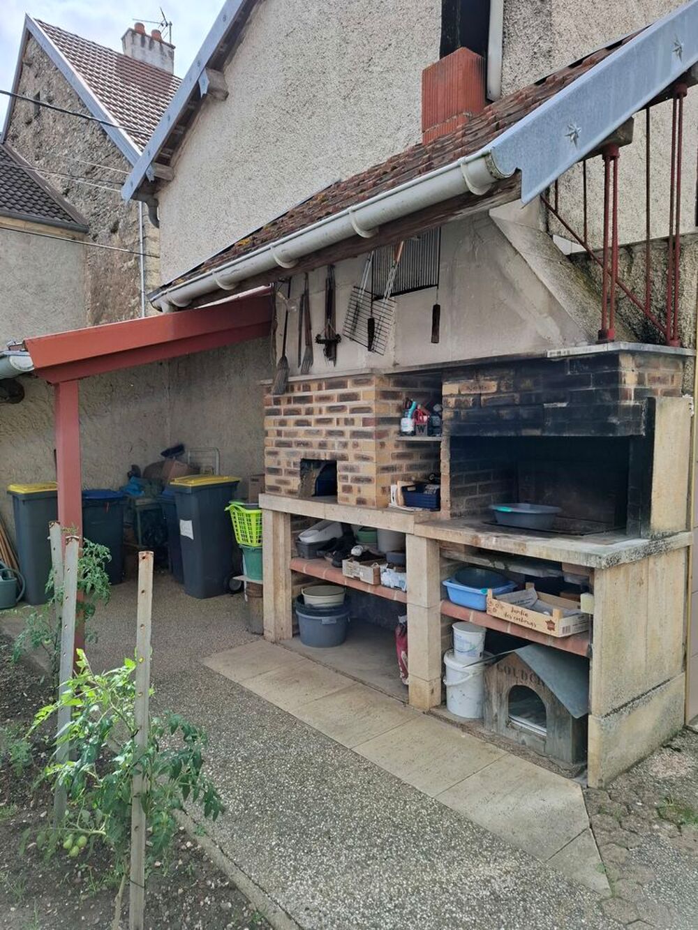 Vente Maison maison avec 2 appartements de 214 m2 vue sur la Saône Vereux