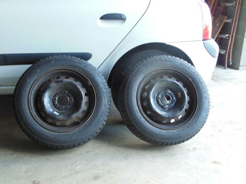 Pi&egrave;ces et &eacute;quipements Voiture Pi&egrave;ces et &eacute;quipements Voiture  occasion Dortan 01590