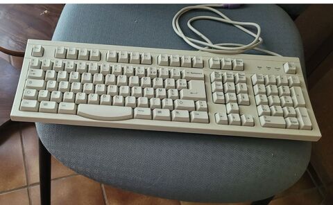 Clavier ordinateur 8 Cestas (33)