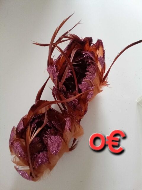 fleure tissus et plumes avec pince 0 Blessy (62)