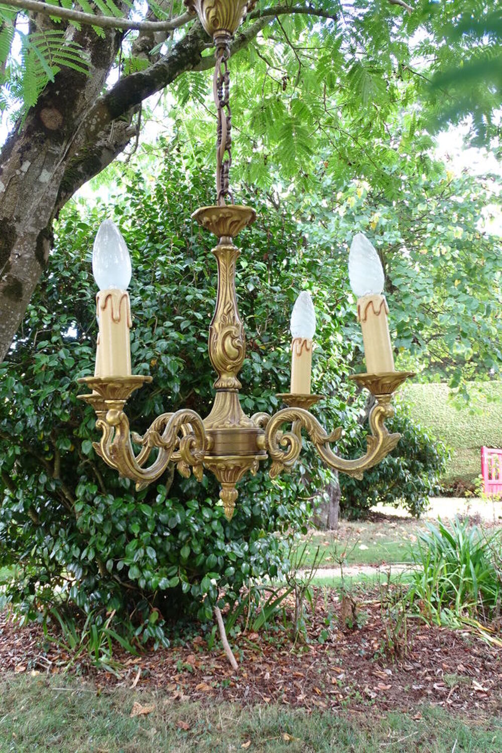 lustre en bronze Décoration