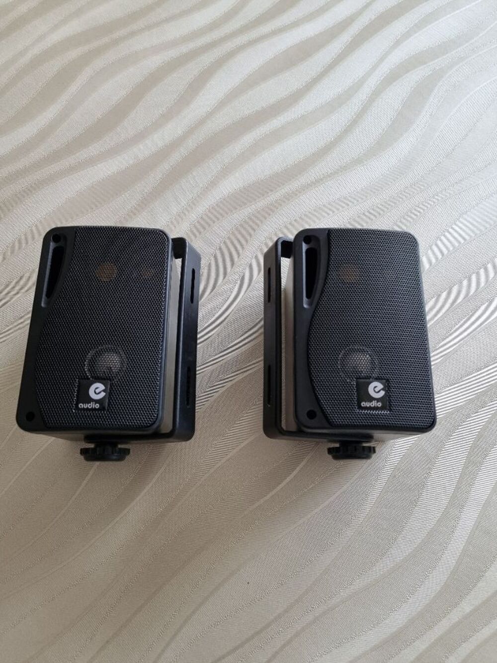 Enceinte petite taille 80 W Audio et hifi