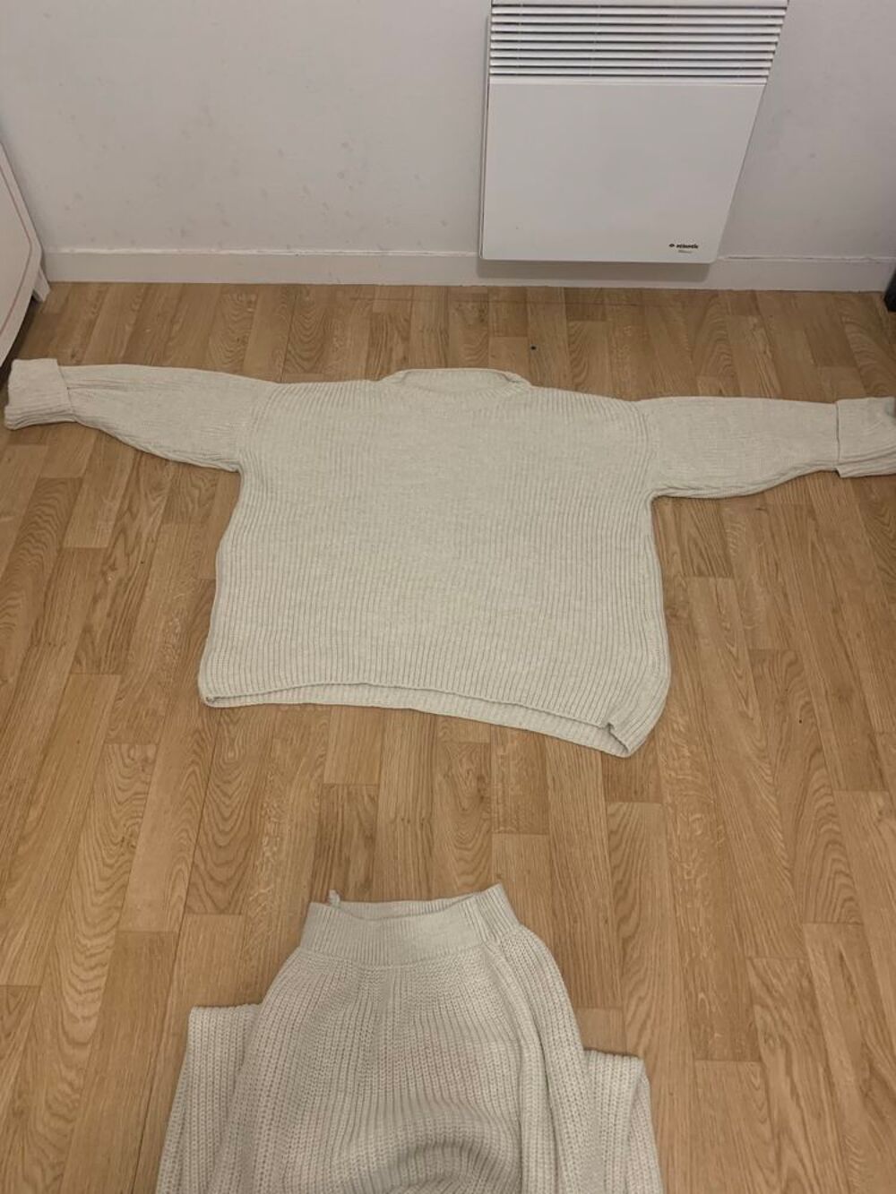 pulle et jupe en laine pour femme Vêtements