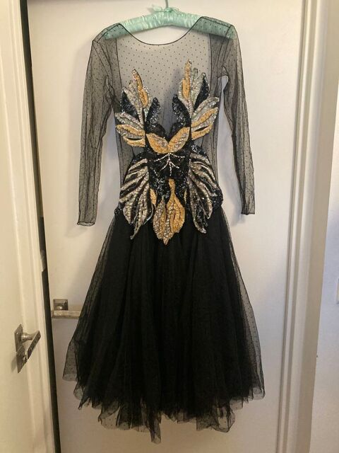 Robe du soir sequin papillon 180 Paris 14 (75)