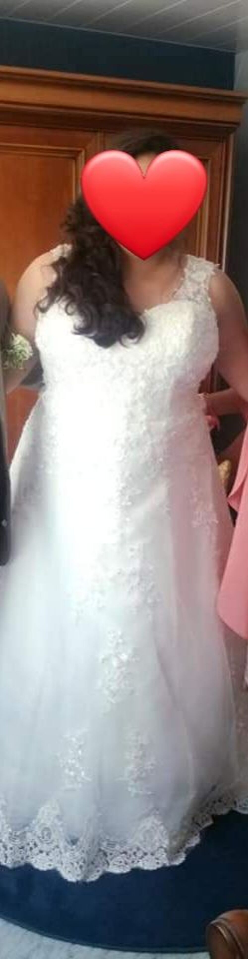 Robe de mari&eacute;e Vêtements