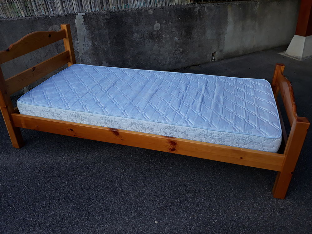 Lit une place ou lit enfant Meubles