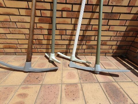 OUTILS DIVERS JARDINAGE 16 Blanzat (63)