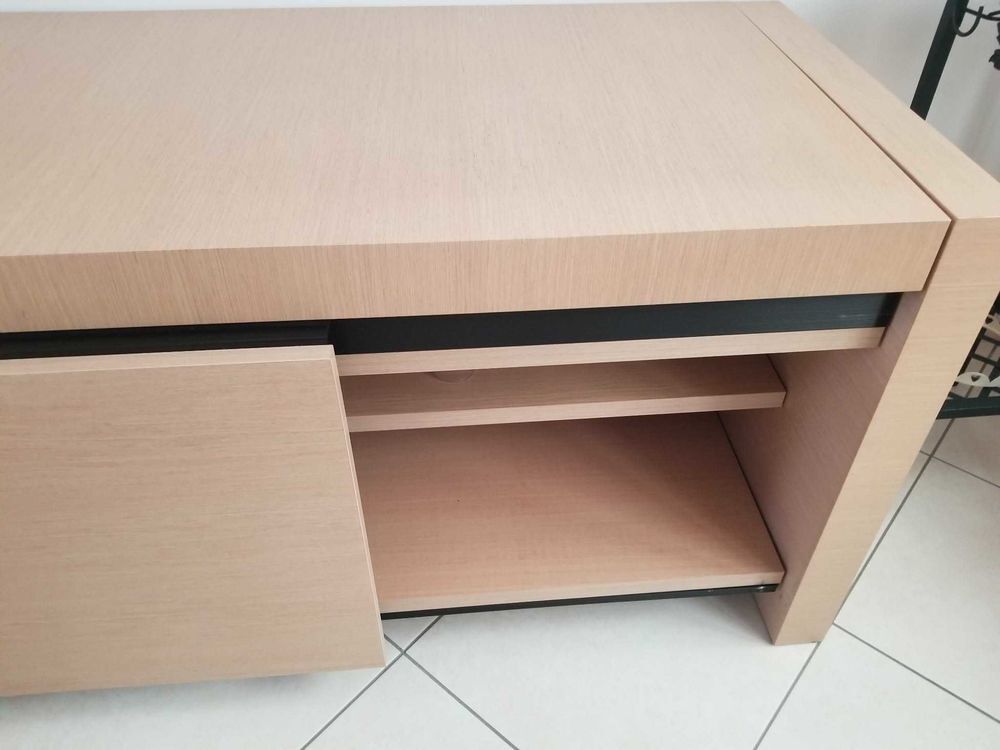 Buffet bas Roche Bobois ch&ecirc;ne teint&eacute; blanchi Meubles