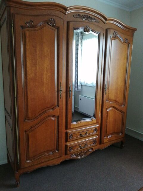 Chambre rustique en chne et placage  300 Le Havre (76)