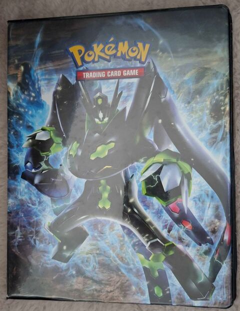 Classeur entier de cartes Pokémon Colmar (68)