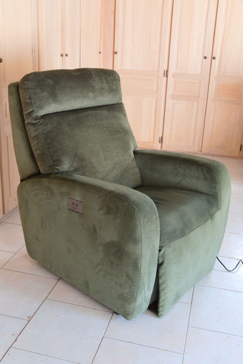 Fauteuil &eacute;lectrique relevable Poltron et Sofa
Meubles