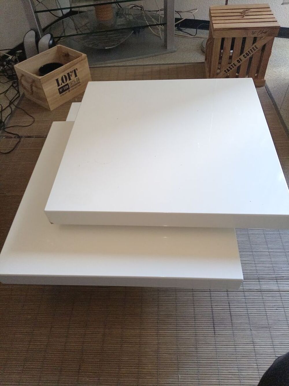 Jolie table basse Meubles