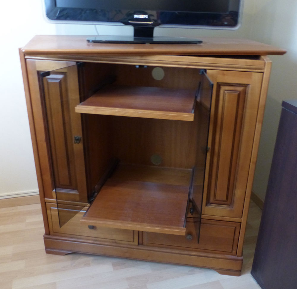 Meuble t&eacute;l&eacute;vision avec compartement multi m&eacute;dias Meubles