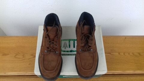 Chaussures montantes pointure 42 25 Malz�ville (54)