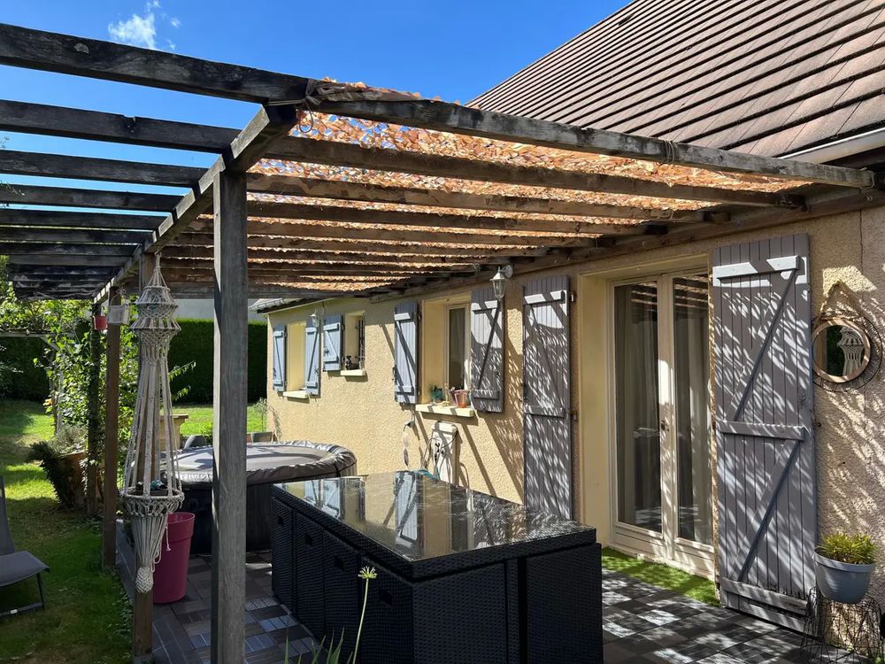 Vente Maison MAISON DE PLAIN-PIED 4 PIÈCES - 92 m² - TERRAIN CLOS DE 640 Neuilly-sous-clermont