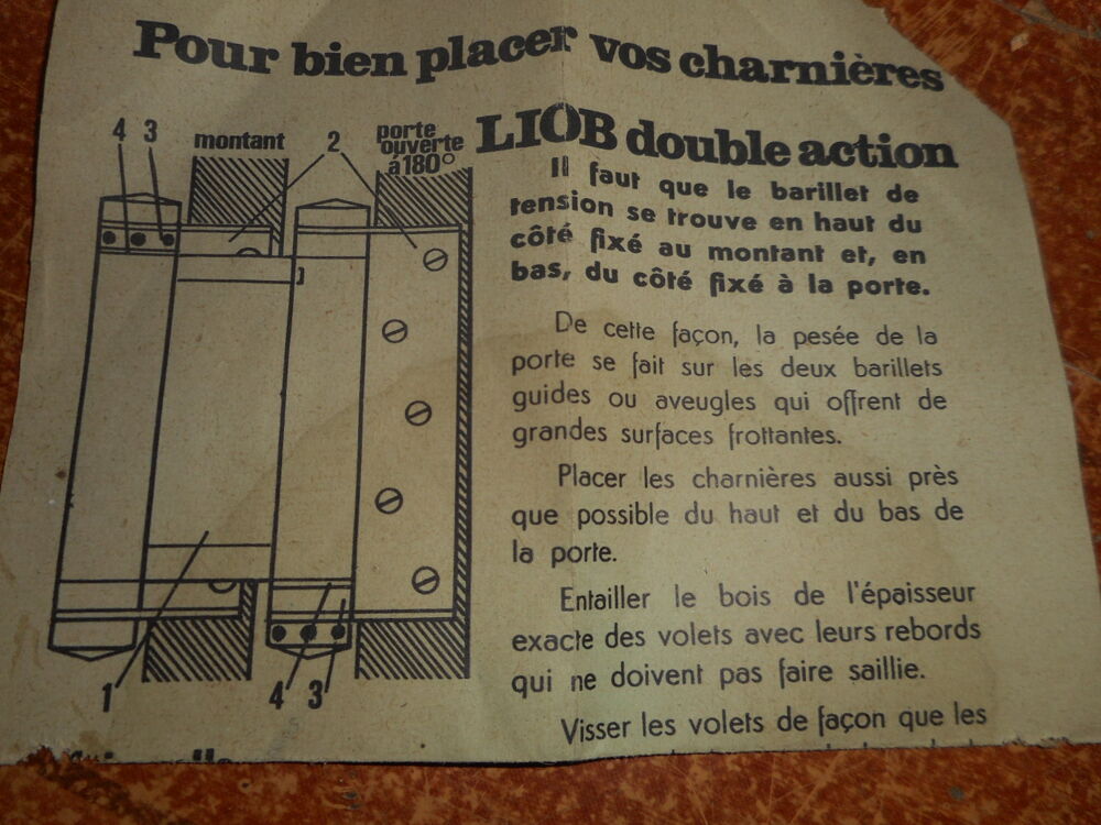 2 charni&egrave;res a ressorts double action en laiton poli Bricolage
