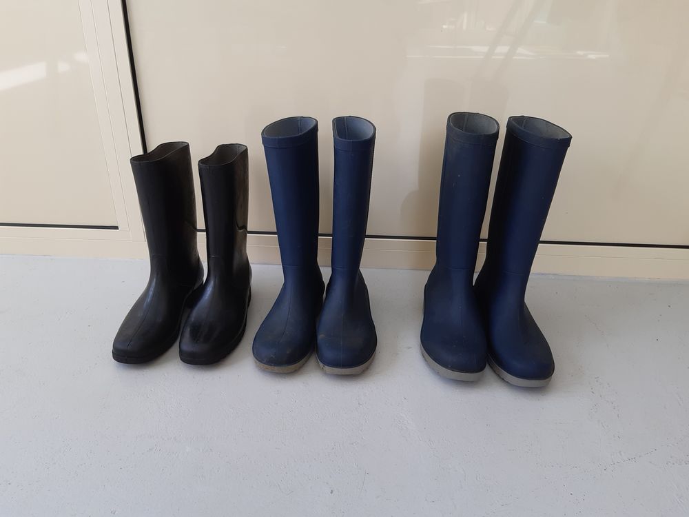 2 Paires Bottes de Pluie 37-38. Chaussures