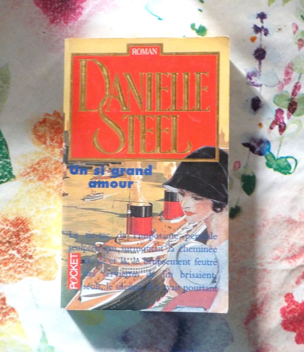 UN SI GRAND AMOUR de Danielle STEEL Ed. Pocket Livres et BD