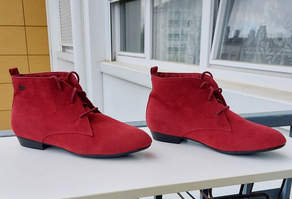 chaussures > ext&eacute;rieur daim + cuir int&eacute;rieur - 36 - NEUVES Chaussures enfants
