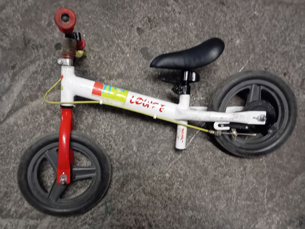 Plusieurs Vtts,et V&eacute;los Vélos