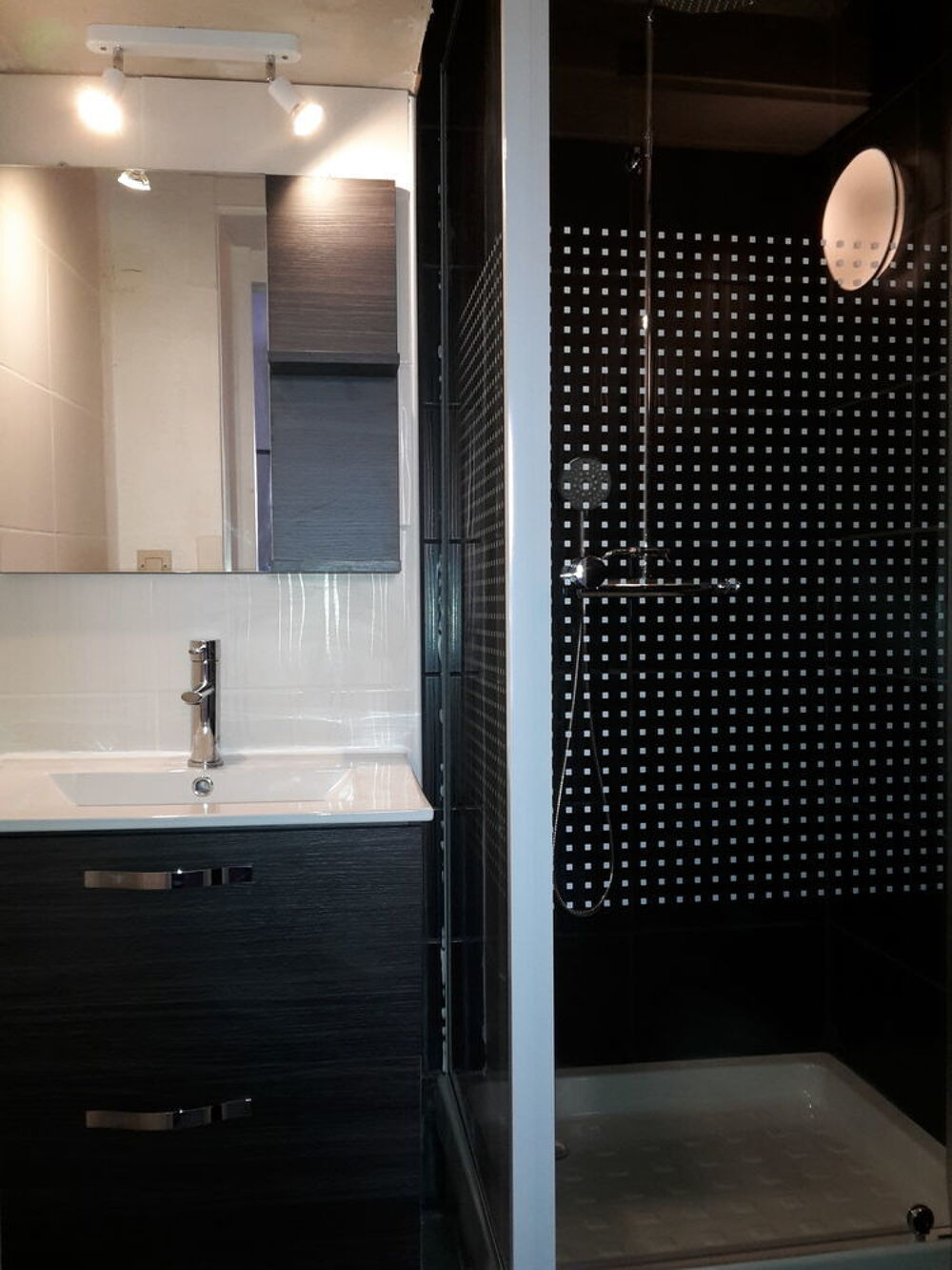   Appartement en rez de chaussée avec terrasse à 50m de l'océa Pays de la Loire, Les Sables-d'Olonne (85100)