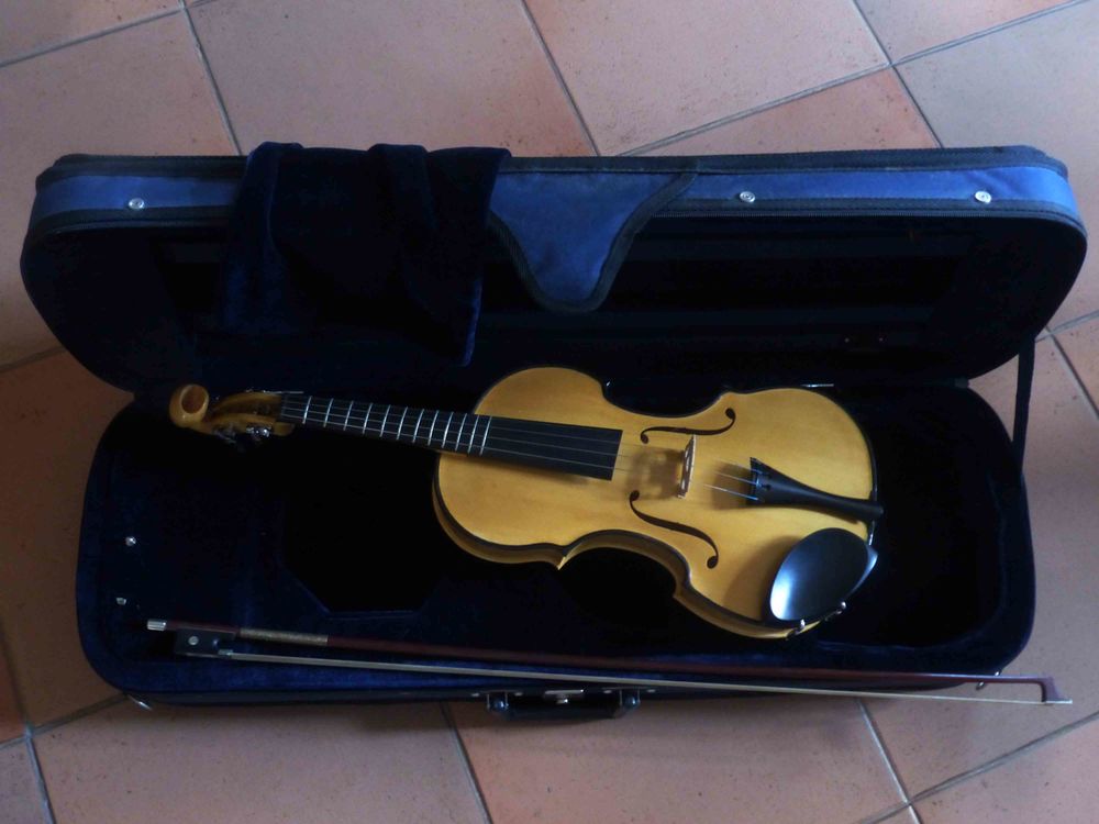 "NEOLIN 2010" Instruments de musique