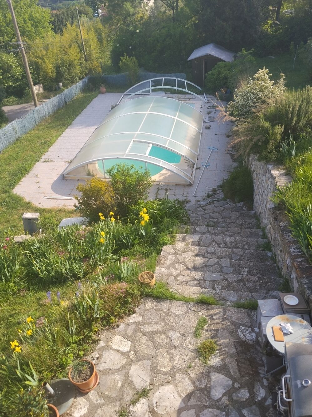 Abri de piscine transparent Jardin