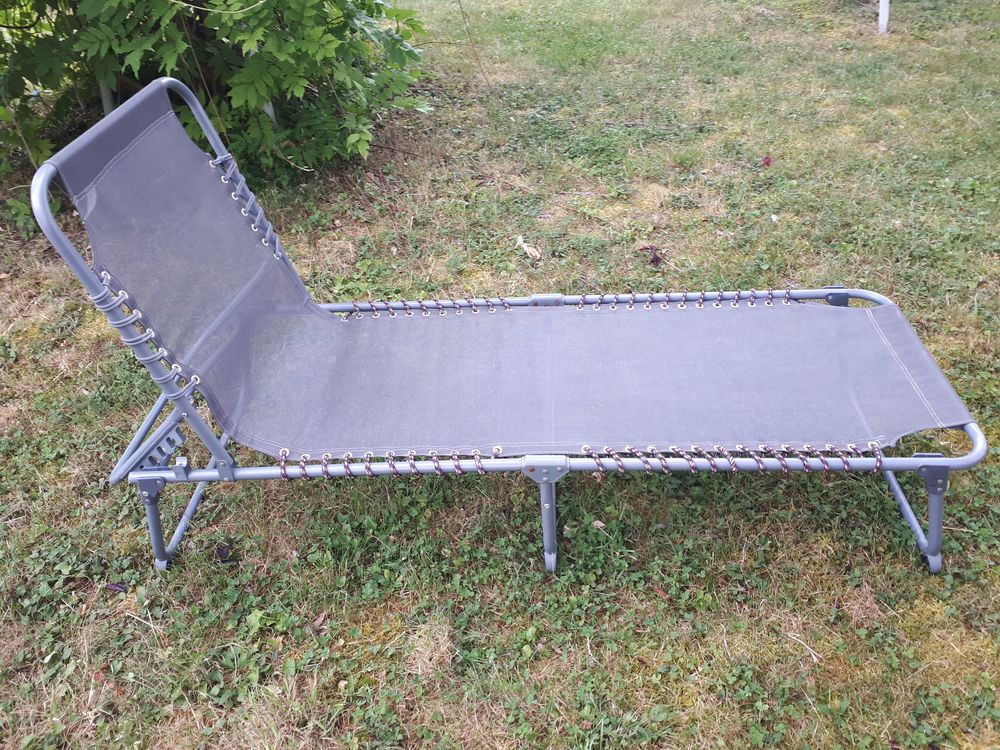 Lit de camp ou transat Jardin