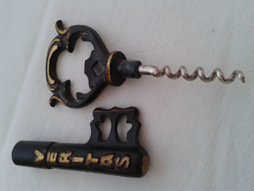 Tire bouchon en bronze en forme de clef Cuisine