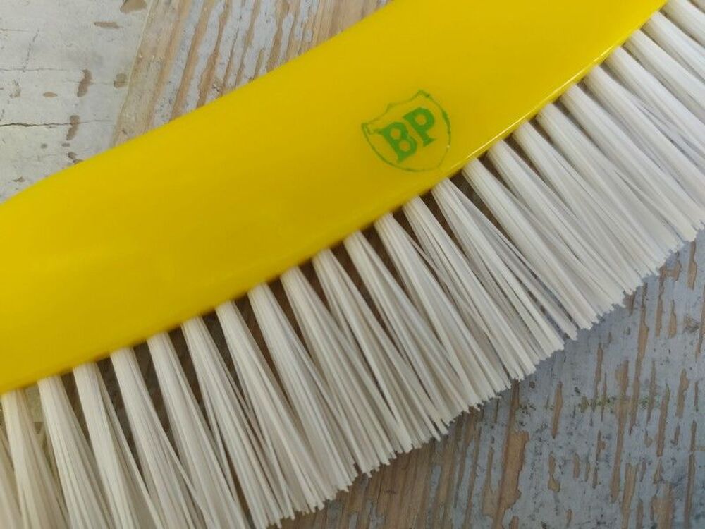 Brosse BP Collection Garage Automobilia Bidon Huile
