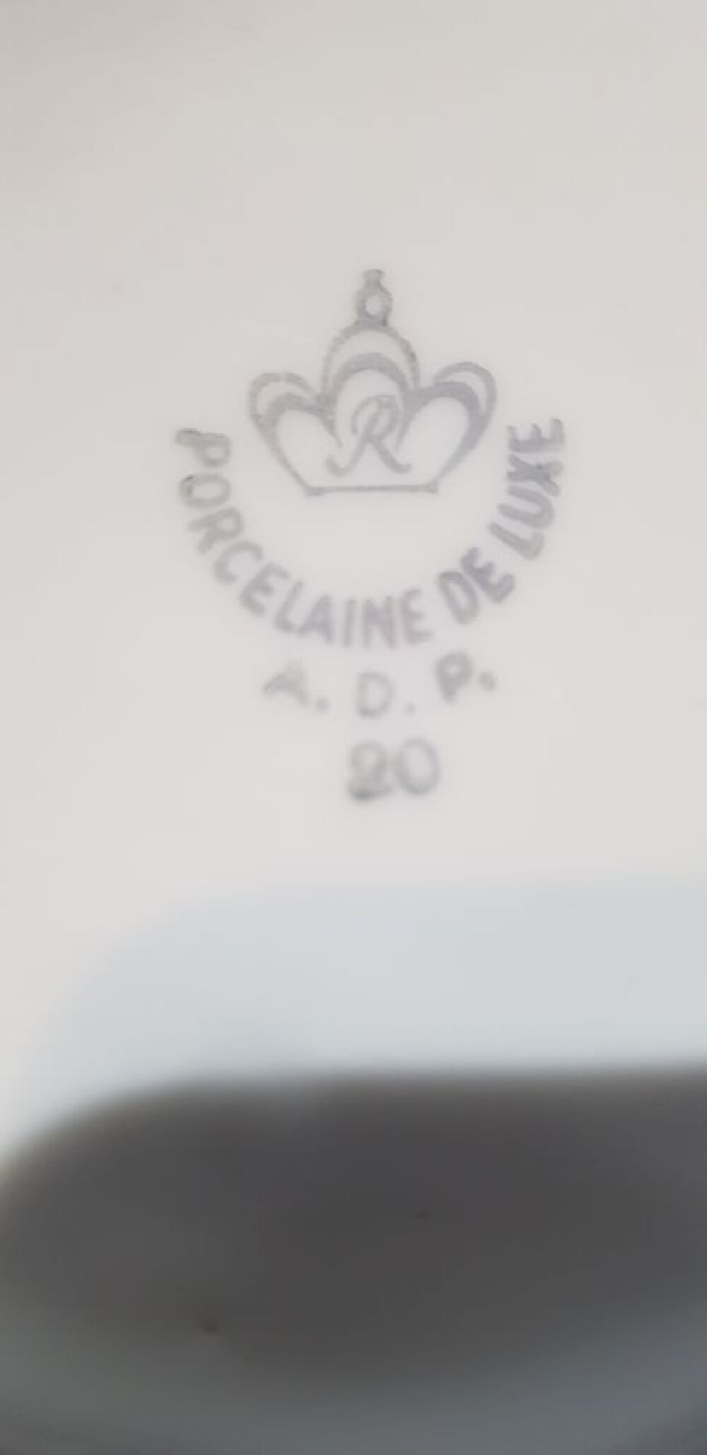 Service &agrave; caf&eacute; en porcelaine 