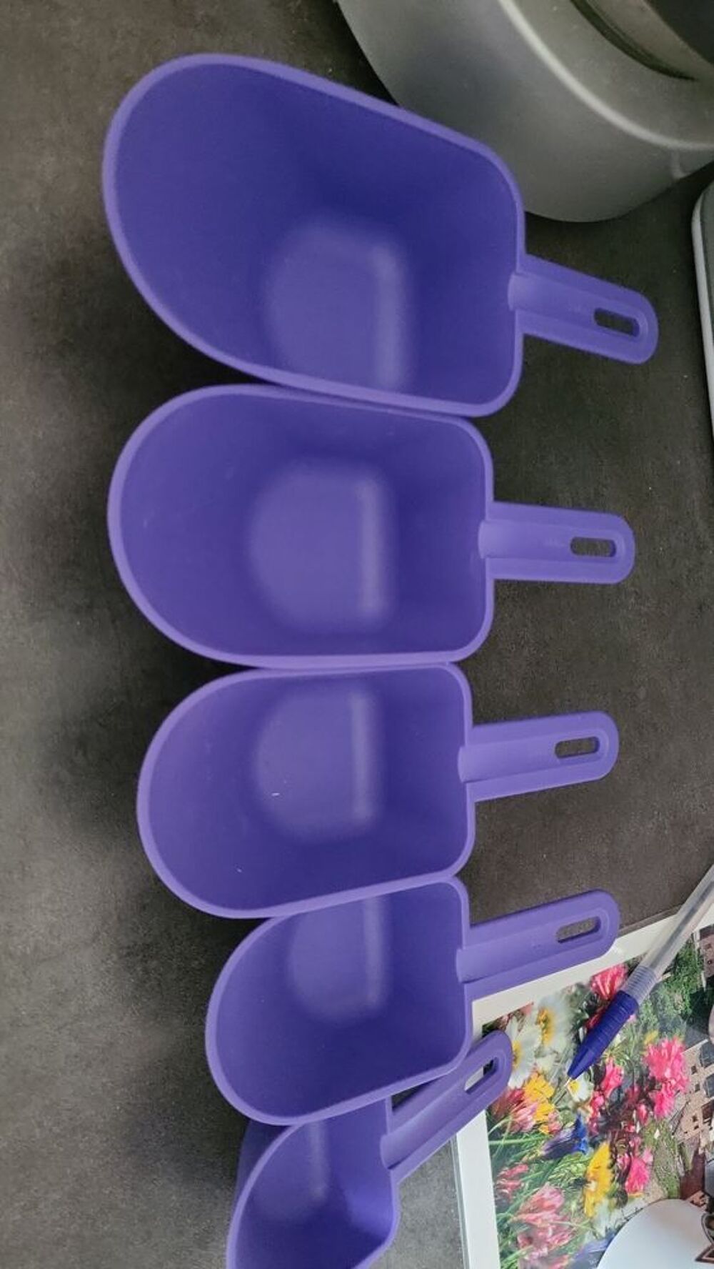 Divers ustensils marque tupperware Cuisine