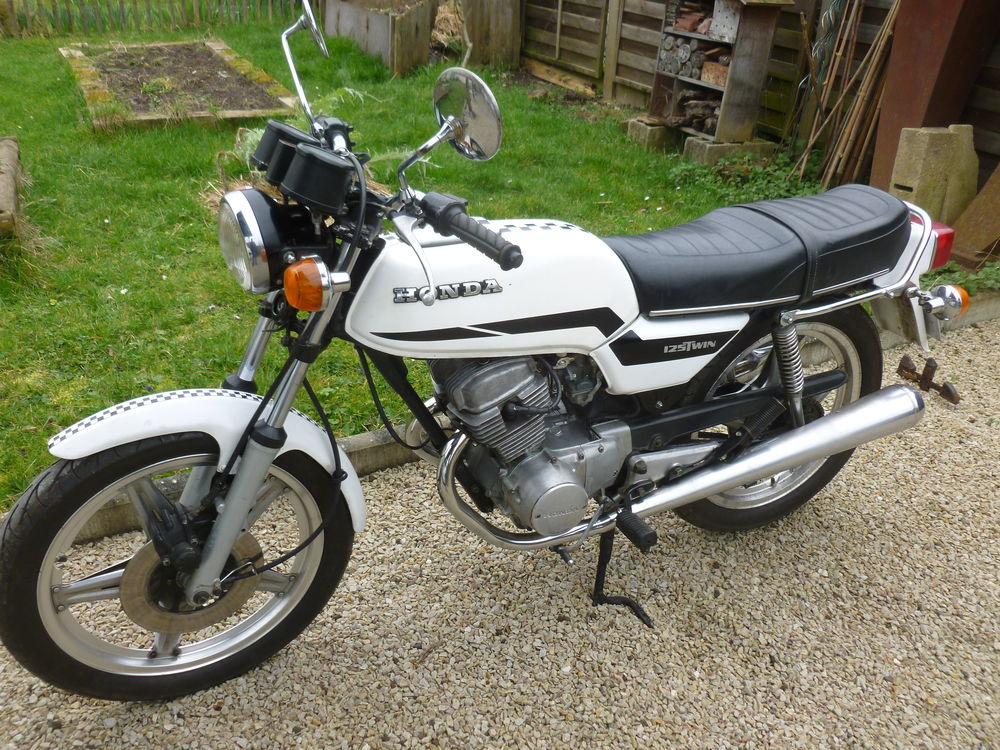 HONDA 1977 occasion 77123 Le Vaudou&eacute;