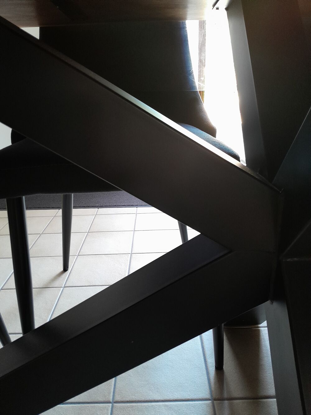 Table industrielle en acacia Meubles