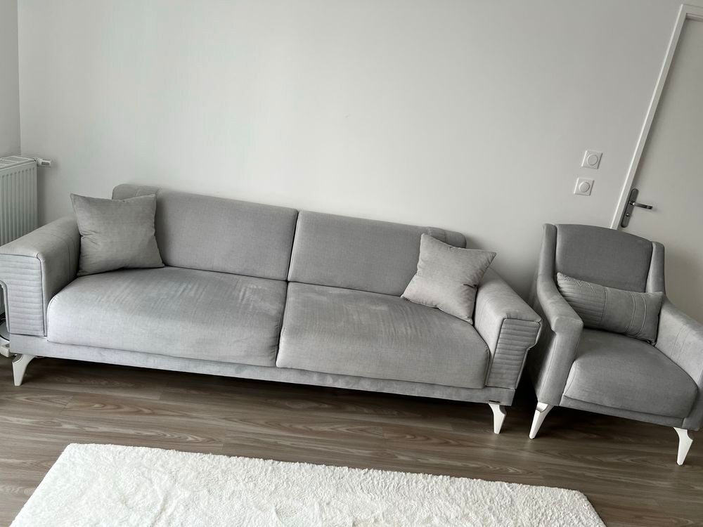 Canap&eacute; 3 places + fauteuil BELLONA gris clair Meubles