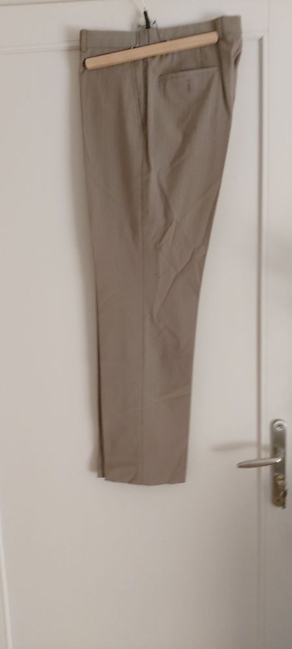 costume CARVEN &eacute;t&eacute; beige clair avec fines rayures Vêtements