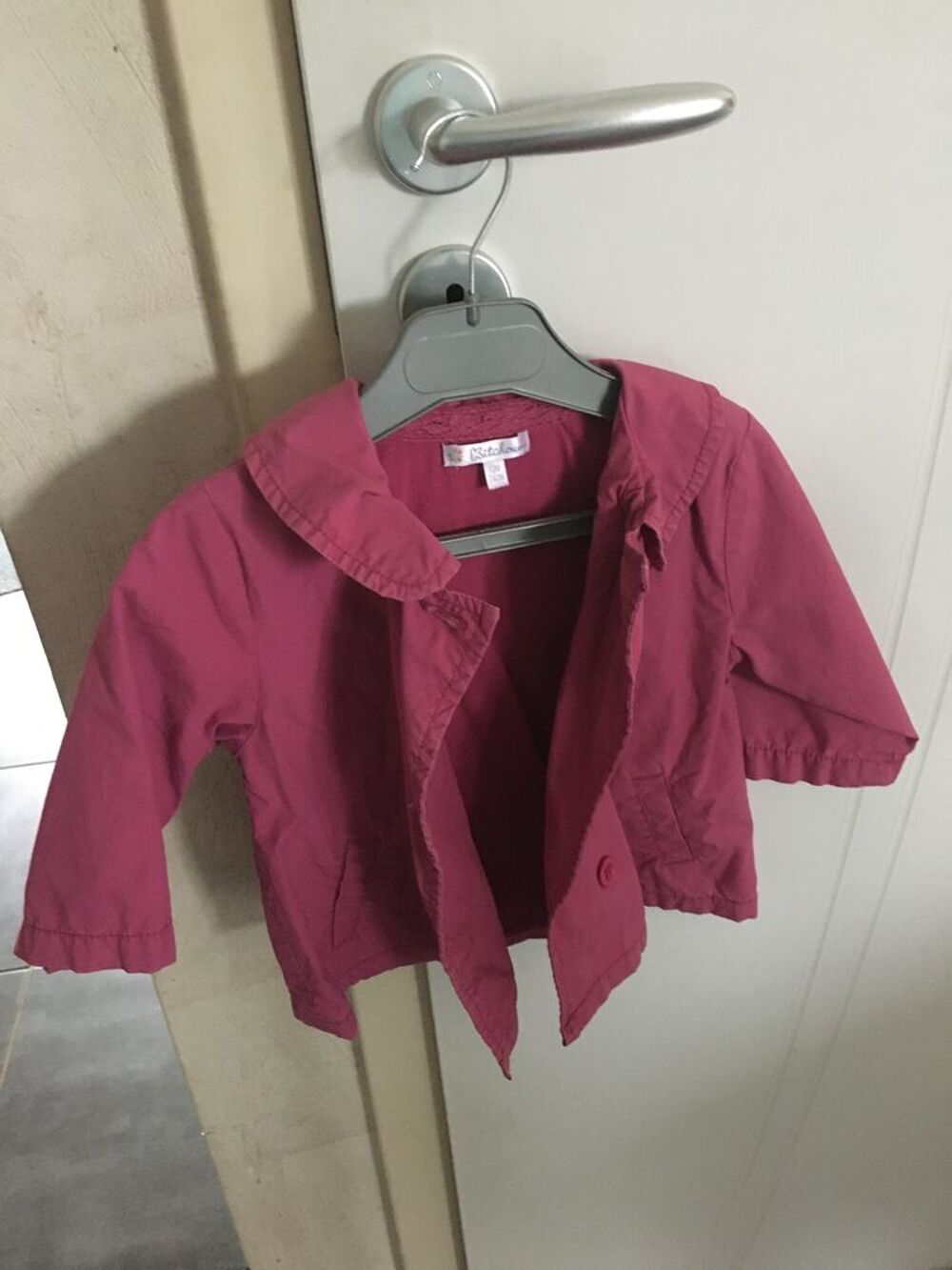 veste b&eacute;b&eacute; 12 mois Puériculture
