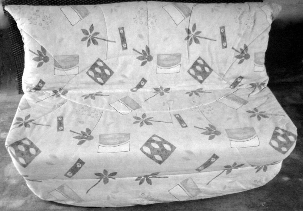 Banquette / lit en 140 TBE. Meubles