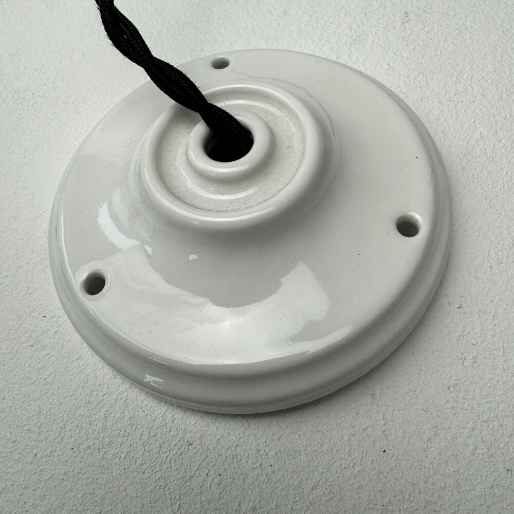 ANCIENNE SUSPENSION VINTAGE EN VERRE 1970
D�coration