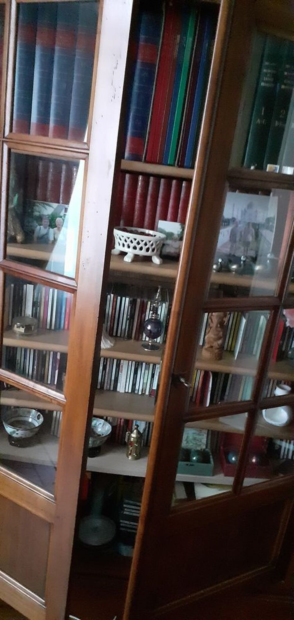 BIBLIOTHEQUE EN BOIS MASSIF Meubles