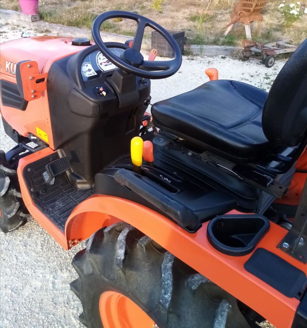 MICRO TRACTEUR KUBOTA B1620 4x4 Jardin