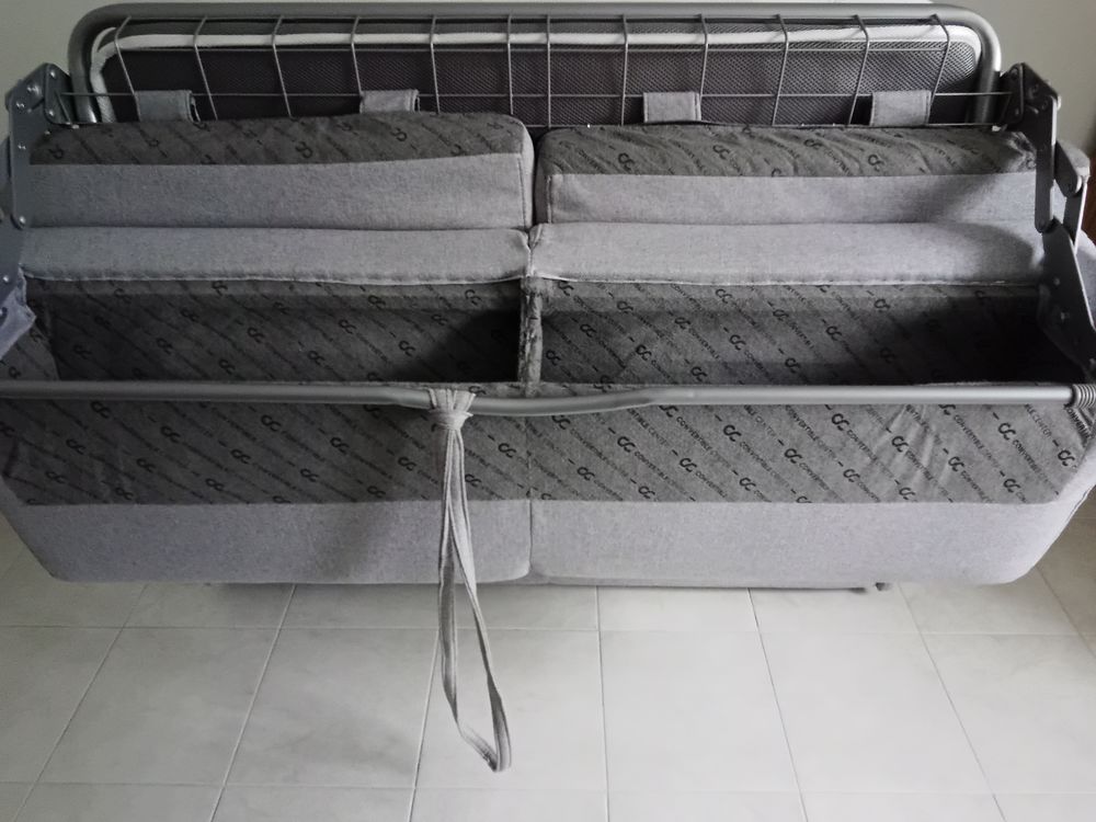 Canap&eacute; convertible couchage quotidien Meubles