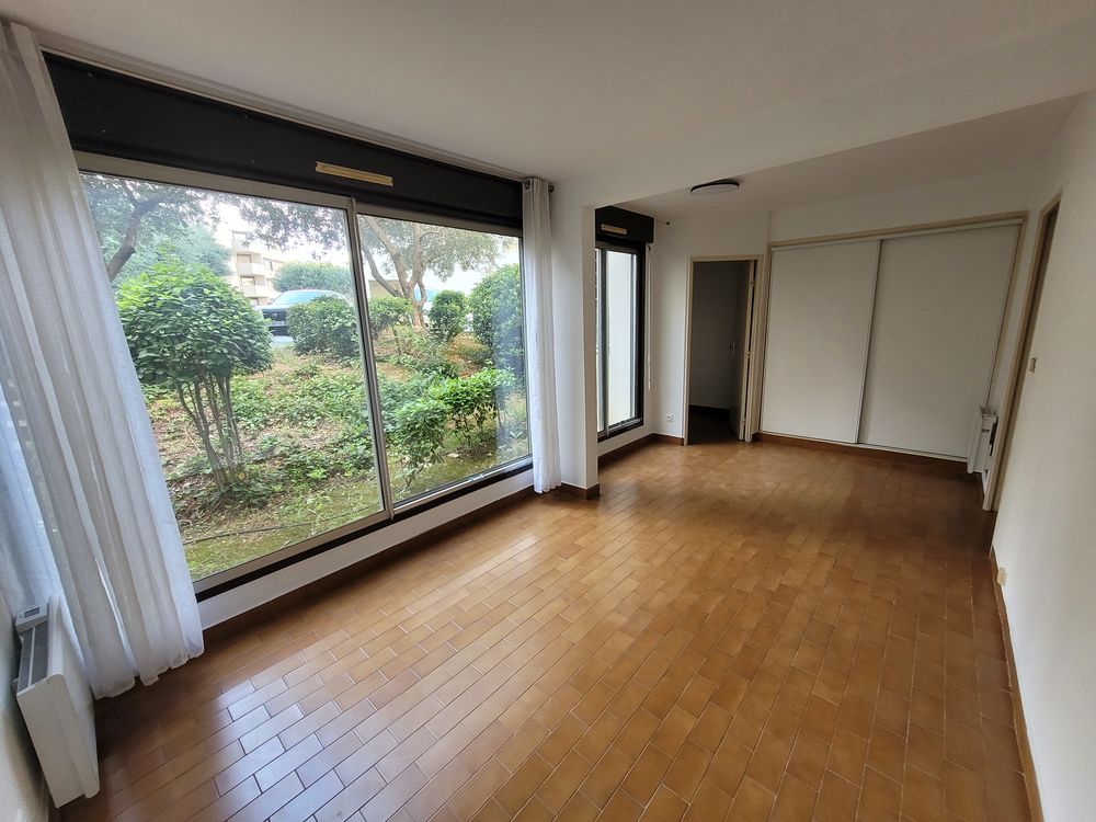 Vente Appartement T1 libre avec deux ouvertures sur espaces verts Montpellier