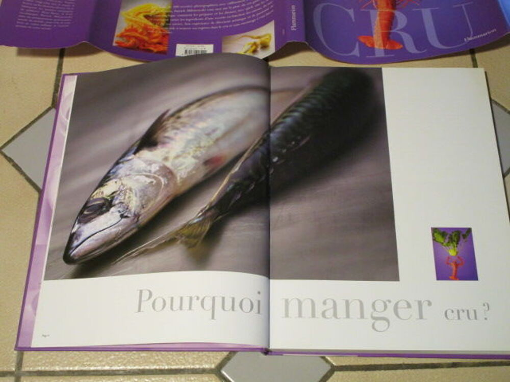 LIVRE CUISINE MIKANOWKI "CRU" Livres et BD