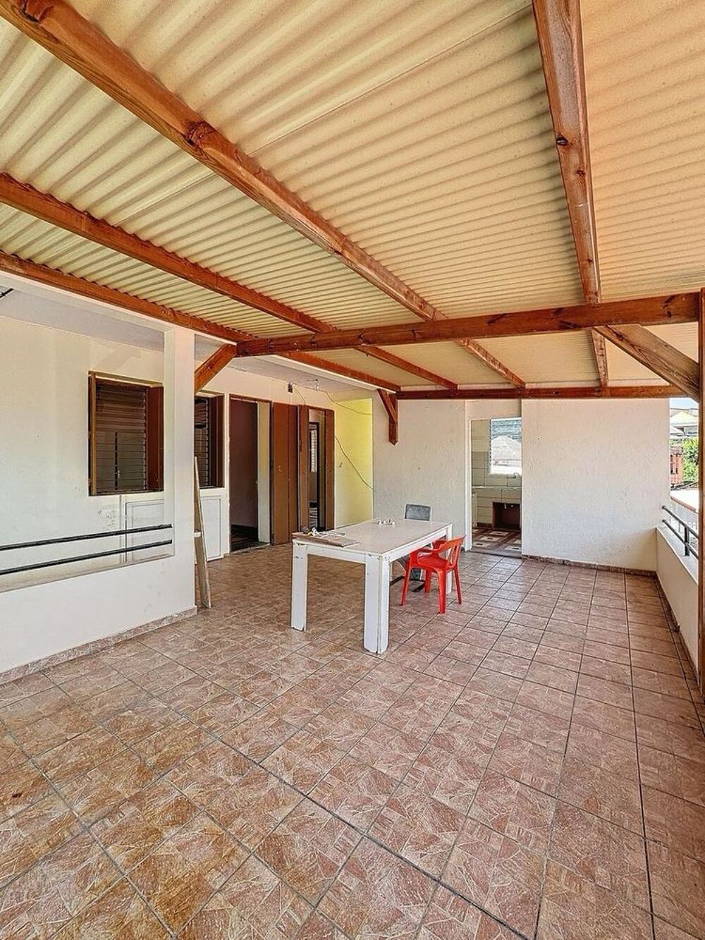 Vente Maison MAISON HAUT ET BAS DE 150M2 SITUE A BANANIER CAPESTERRE Capesterre-belle-eau