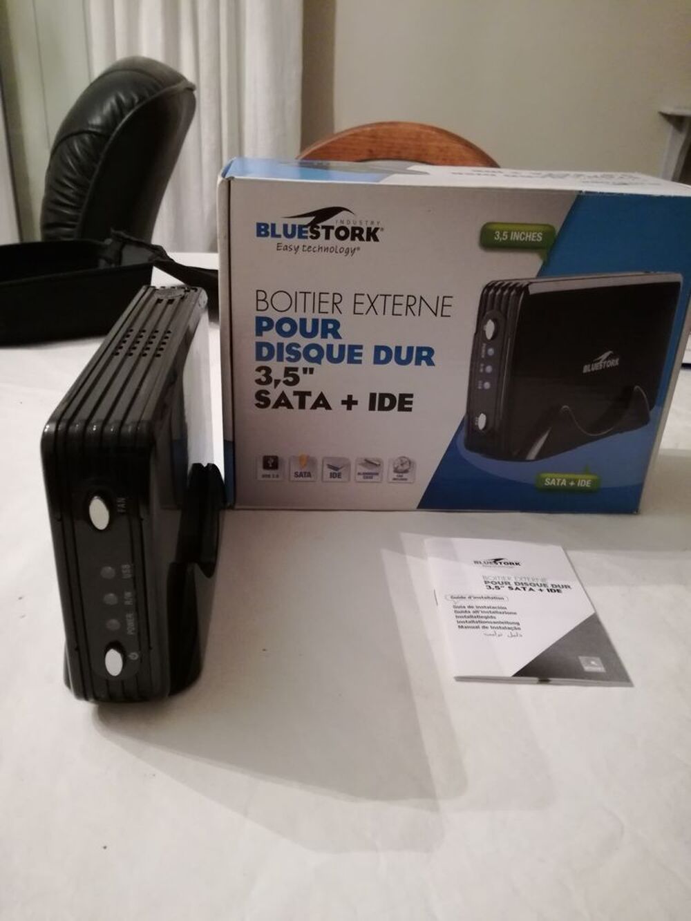 Disque dur externe neuf avec ses connectiques Matériel informatique