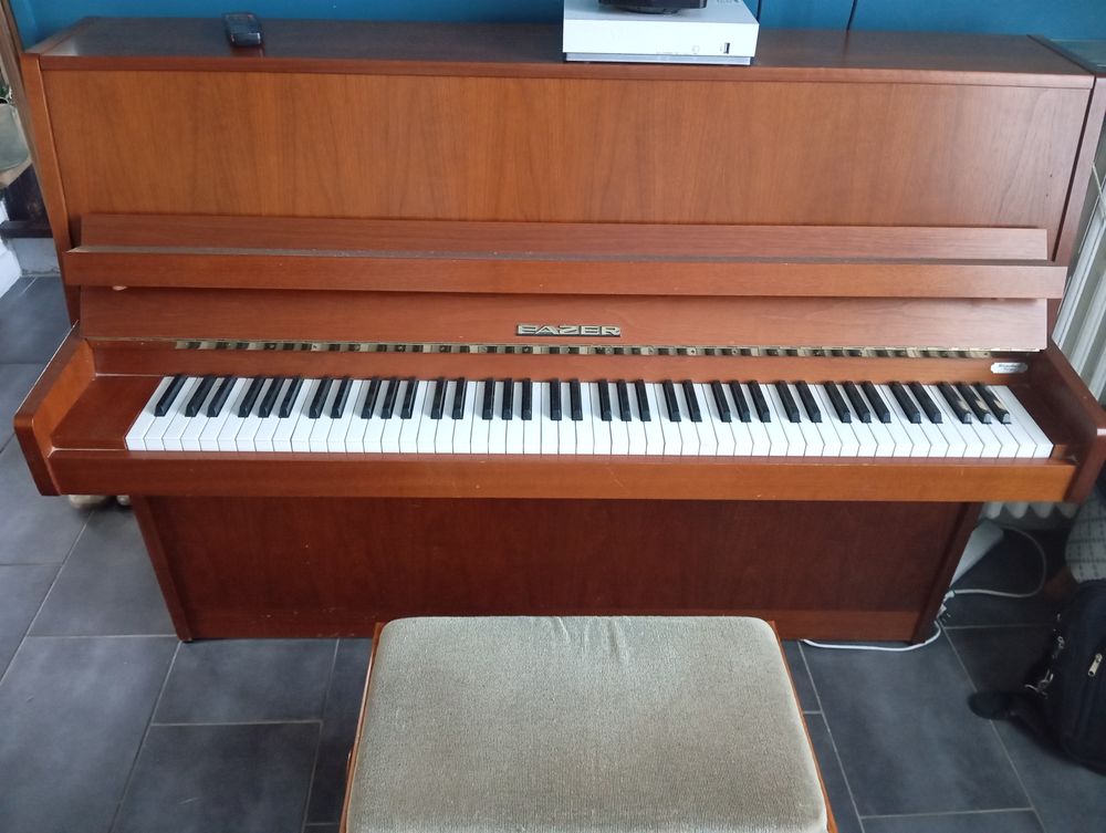 piano droit Fazer Instruments de musique