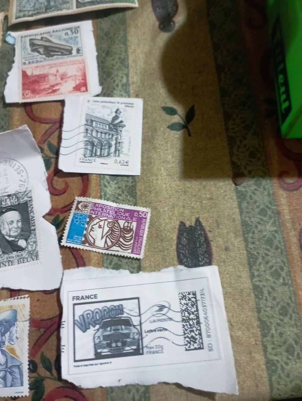 Lot de timbres fran&ccedil;ais et &eacute;trangers impeccable Billetterie
