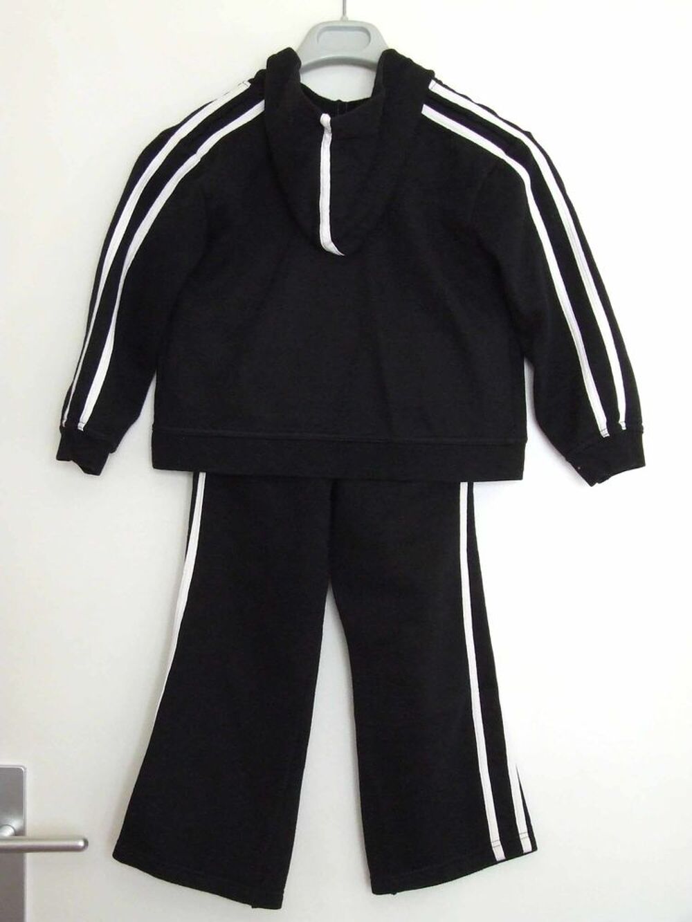 Surv&ecirc;tement, veste et pantalon, Noir, 8&nbsp;ans (126&nbsp;cm) Vêtements enfants
