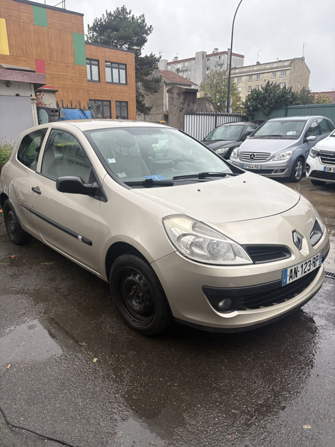 Renault clio iii Clio 1.5 dCi 70 Confort Dynamique